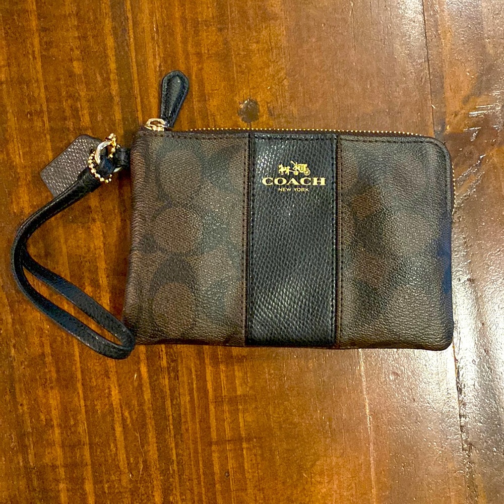 Coach Wristlet Wallet